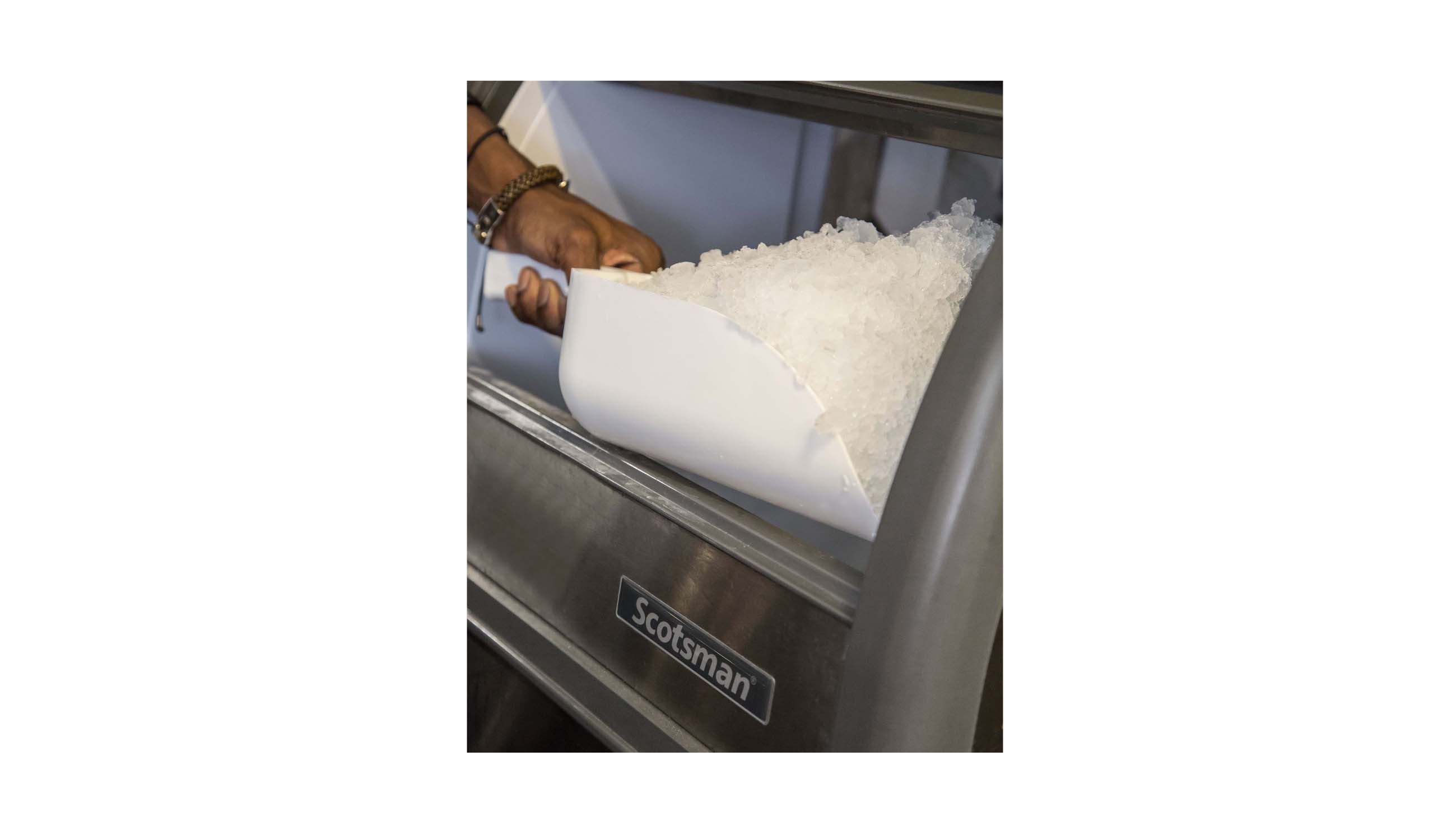 Scotsman EF flake ice machine is easy to fit