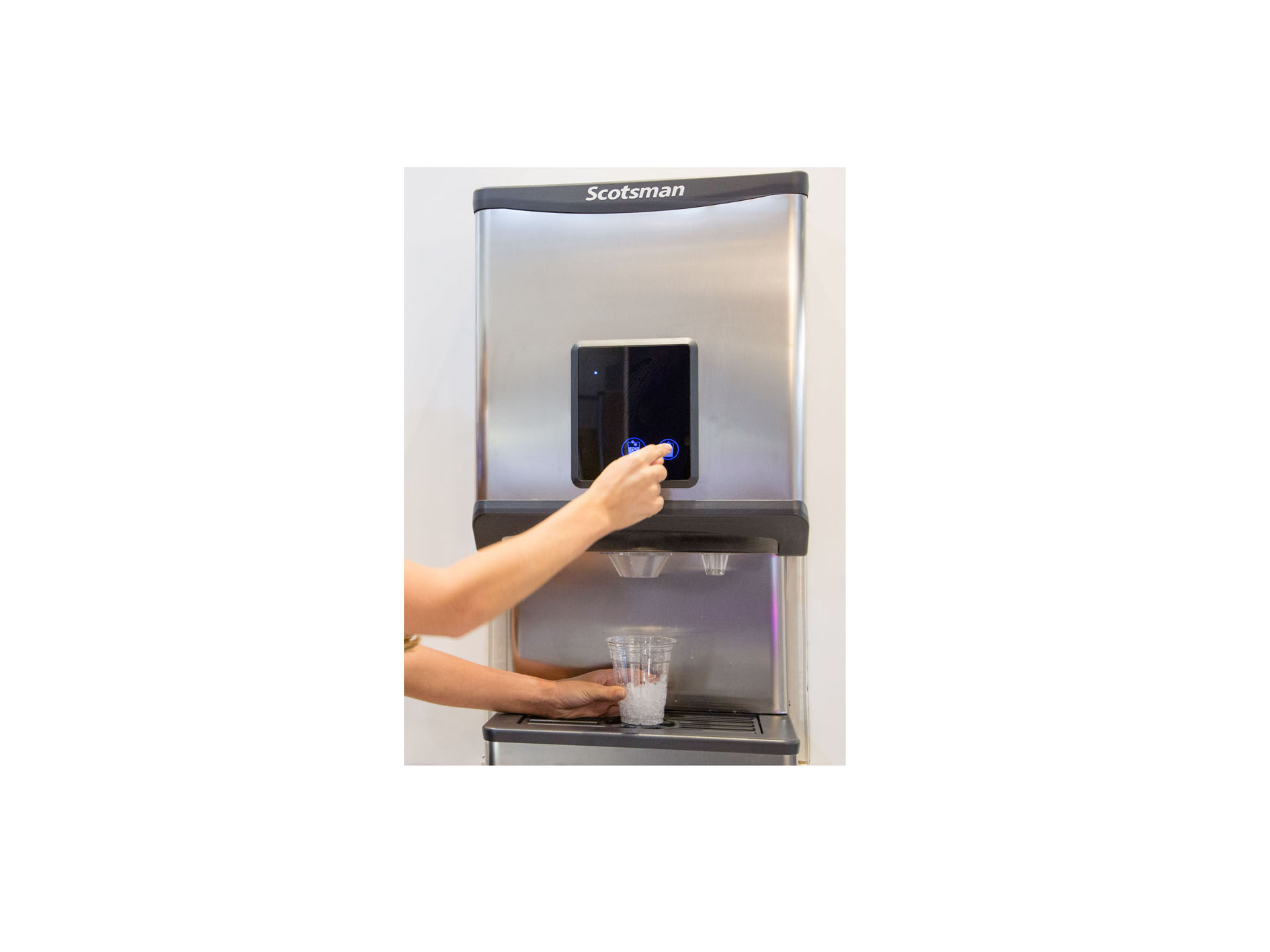 Scotsman’s new ice dispensers: compact tabletop footprint, massive capacity