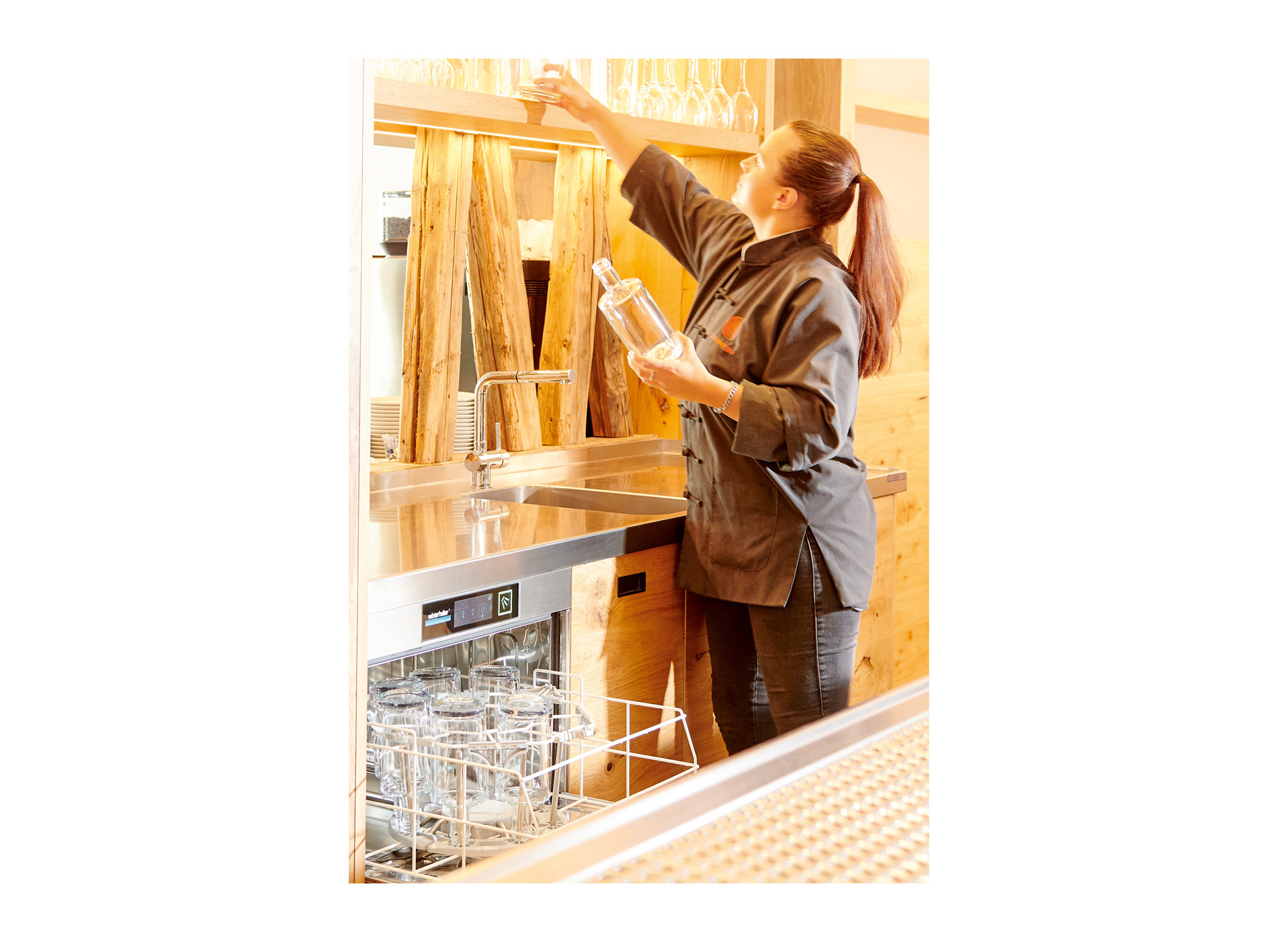 Under the counter hygiene: the latest UC dishwasher from Winterhalter